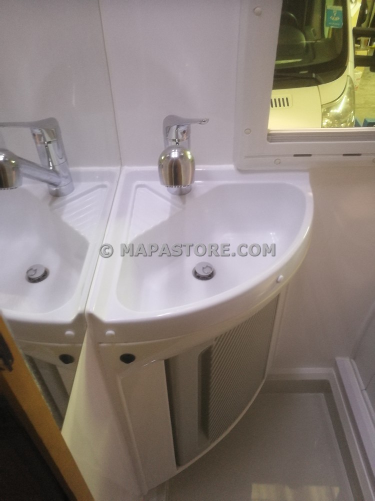 camper, modifiche interne zona bagno e personalizzazioni camper